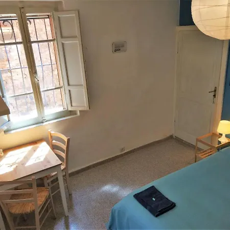 לינה וארוחת בוקר 